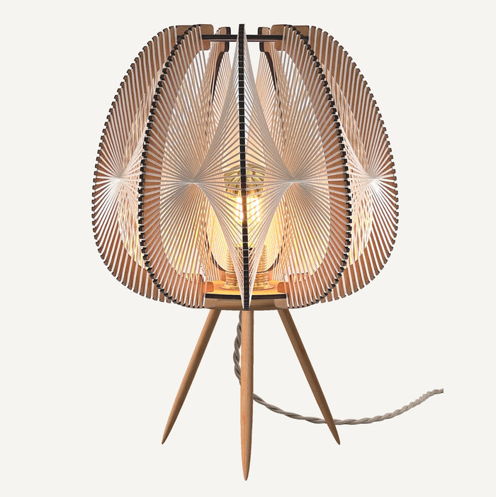 Lampes sur pied LAMPIU