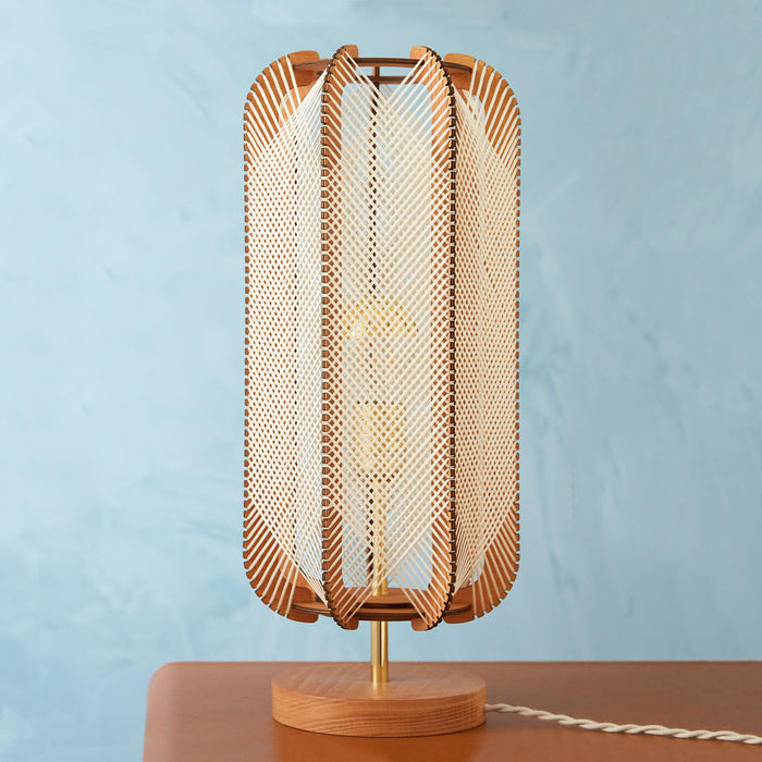 PILLSI table lamp, Croisé braiding